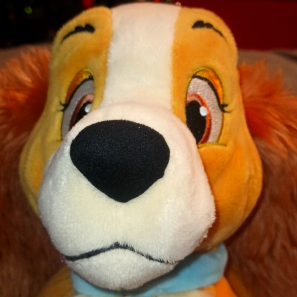 Disney Store lady from the Lady and the Tramp plushie - Picture 9 of 9